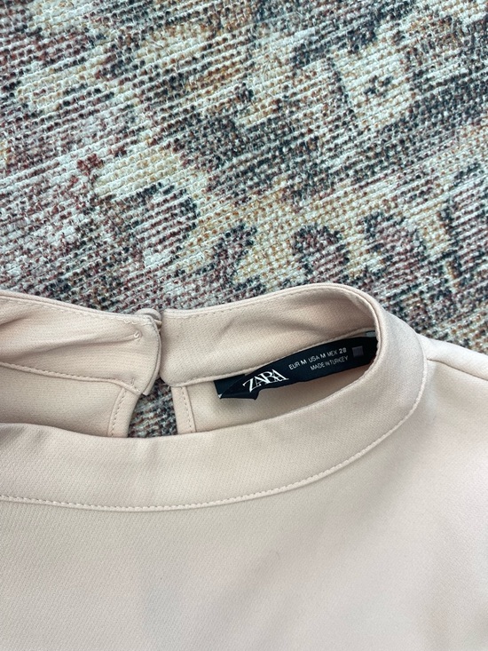 Zara Blush Pink Long-Sleeve Top with Pleated Ruffle Cuffs - Picture 4 of 6